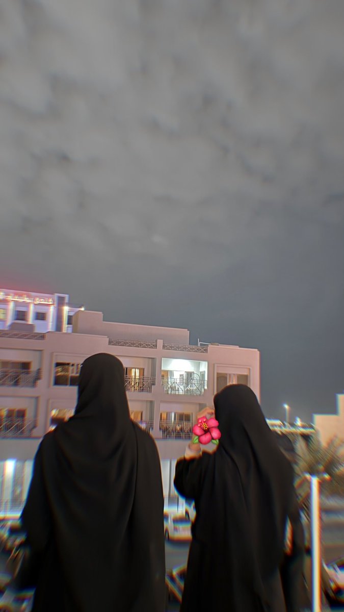 dm_9ia's tweet image. شاي و قمرا ❣️❣️❣️