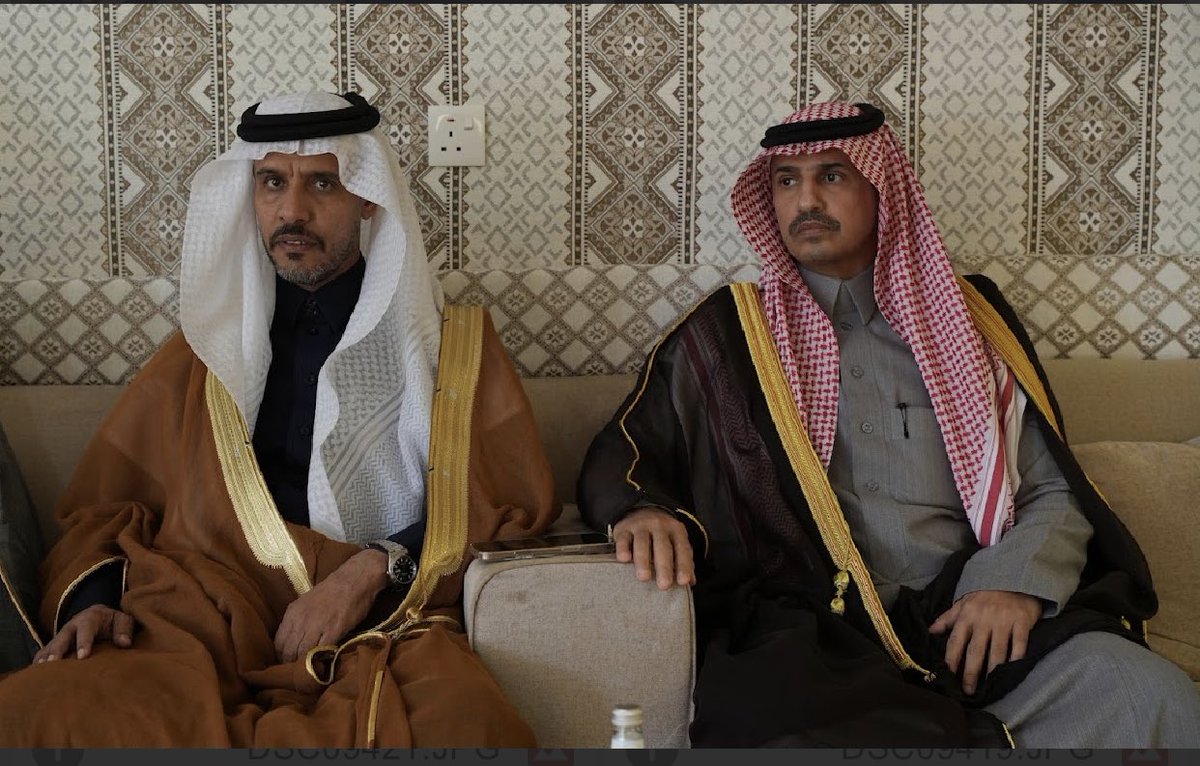 InAlhssa's tweet photo. كلمة الشيخ صنيتان بن دخيل ابن طواله اثناء زيارة صاحب السمو الملكي الامير سعود بن نايف امير المنطقة الشرقية وصاحب السمو الملكي الامير سعود ابن طلال محافظ الاحساء والكلمة الكريمة اللتي تفضل بها صاحب السمو الملكي امير المنطقة الشرقية لشيخ صنيتان والحضور الكرام في مجلسه اليوم2026/1/7 https://t.co/KdxcMUDcee