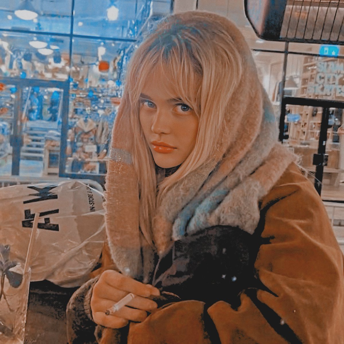 blondifantastic's tweet image. ᅠᅠ
ᅠ

ᅠ

ᅠᅠ      ⠀ ℑ 𝐍 𝐒 𝐓 𝐀 𝐍 𝐓   𝔓 𝐑 𝐄 𝐒 𝐄 𝐍 𝐓 
     ᅠᅠ⠀     ﹫ 𝑉𝛼𝑙𝜀𝑟𝜄𝛼.𝛤𝜄𝑐𝘩𝛼𝑟𝜕𝑠  ﹙ 2𝗆𝗂𝗇  𝖺𝗀𝗈 ﹚
⠀⠀⠀⠀⠀⠀    —— —— —— —— 

⠀⠀⠀