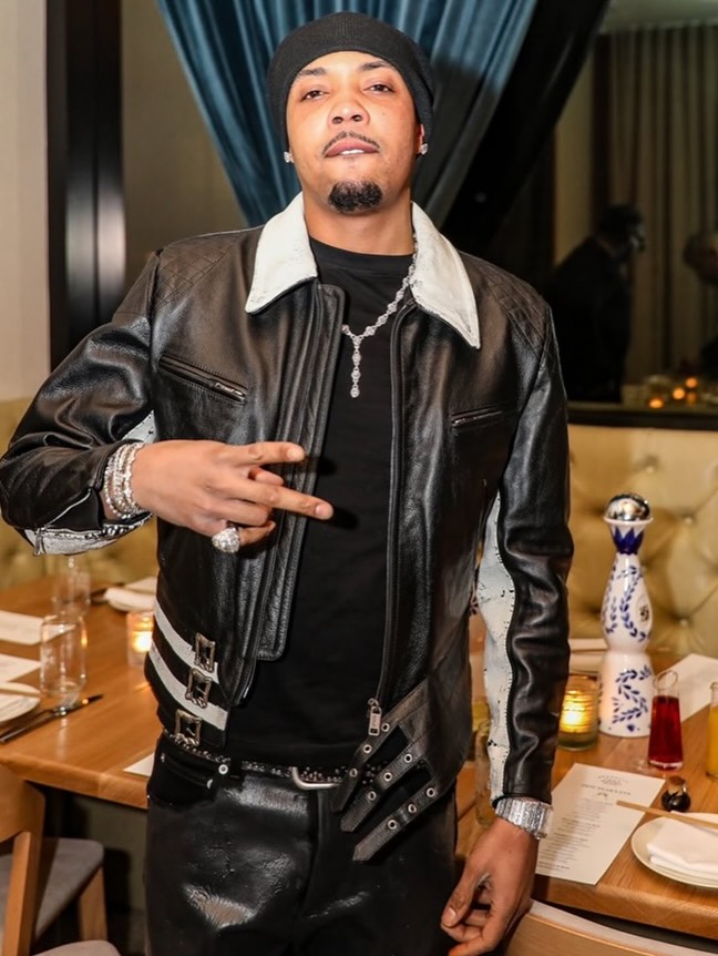 WHAT’S NICE DON’T ALWAYS COME TWICE YOU BETTER TAKE ADVANTAGE!! YEAR 26’ LOCK INN ♻️