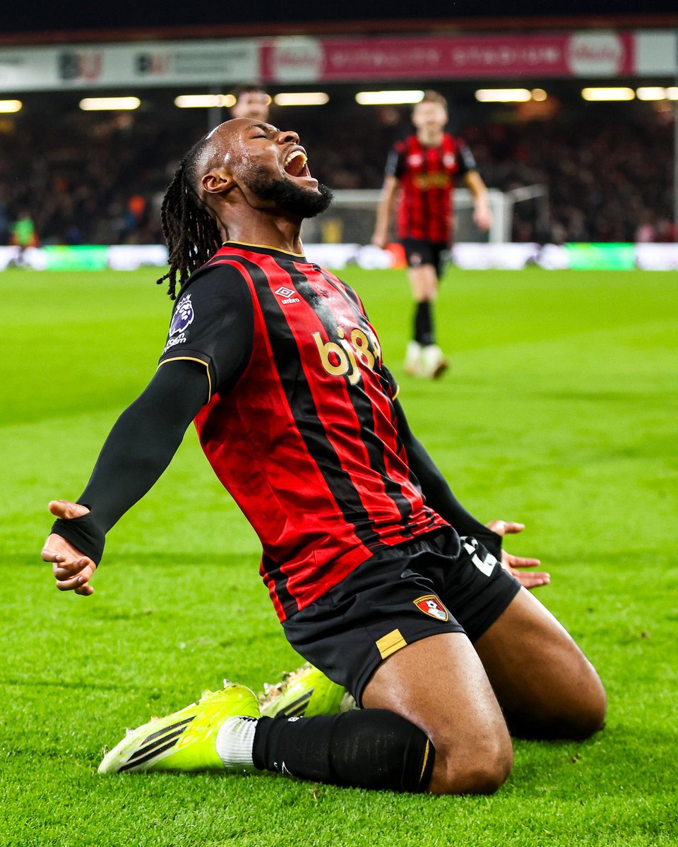 Antoine Semenyo save our club from horrendous finishing 🙏