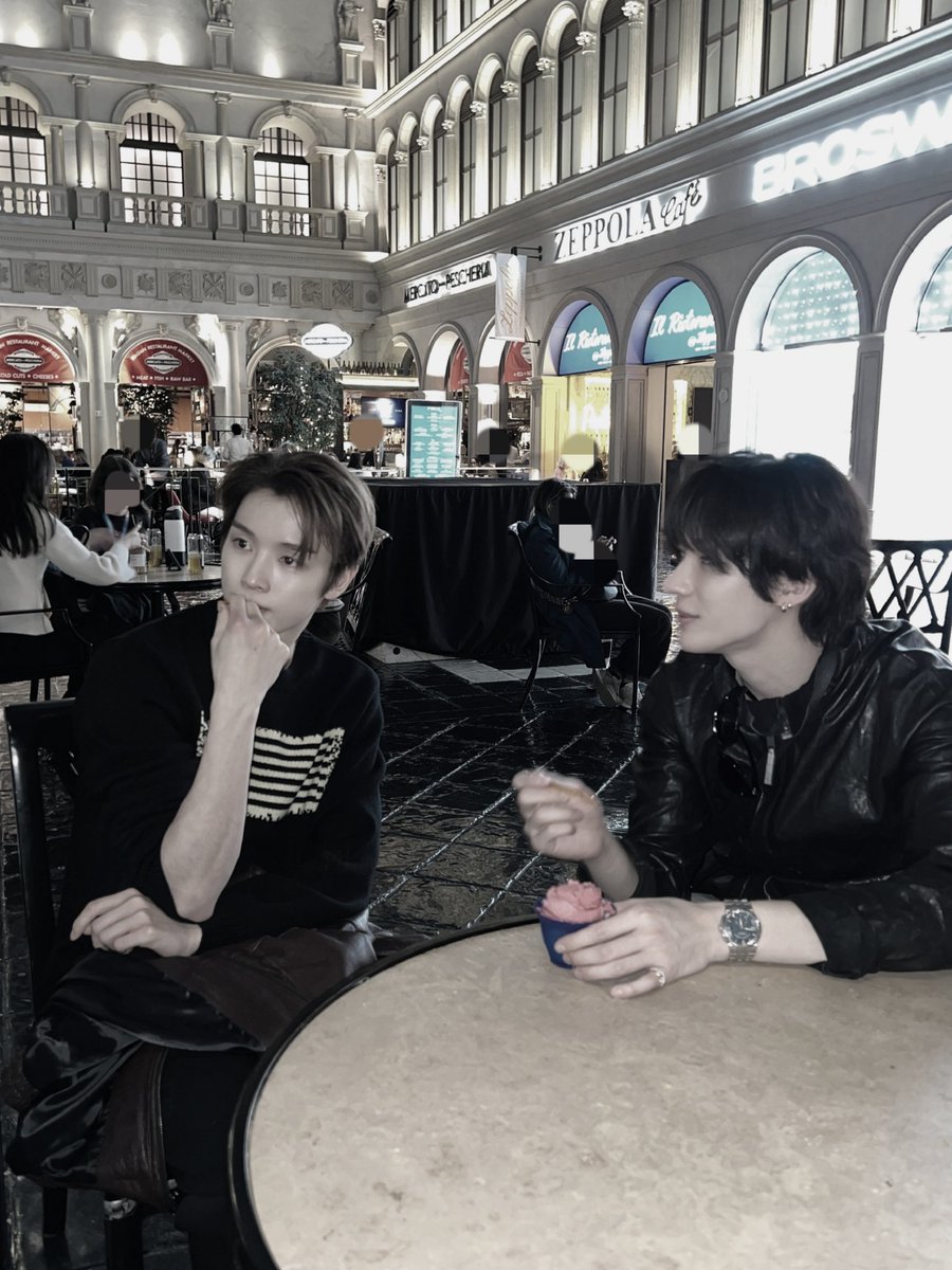 sunigchan's tweet image. Vegas.⠀