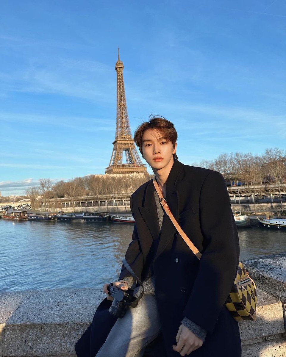 rott3nhill's tweet image. paris, london, nha trang, las vegas