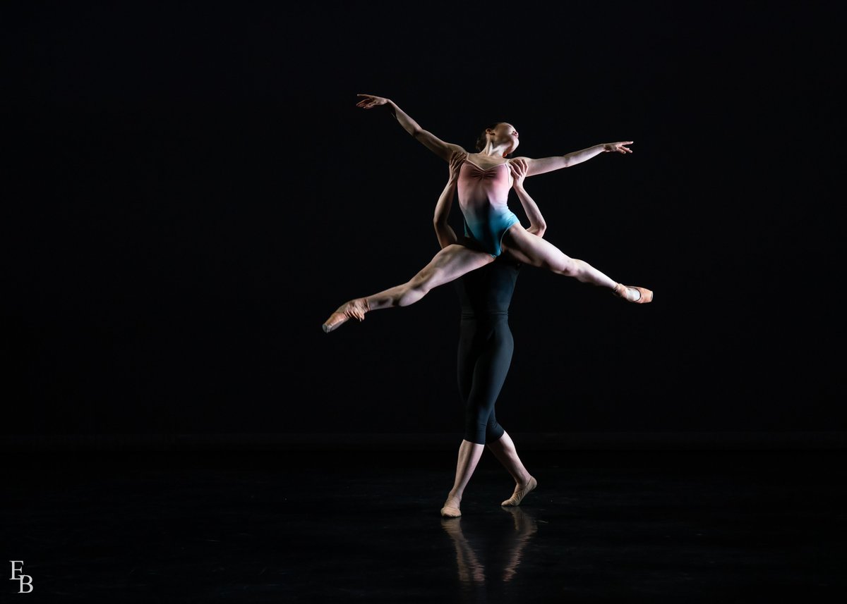 EllisonBallet's tweet image. As we close our 20th Anniversary season, we are sharing highlights from our spring performances, looking back on the artistry and excellence that define Ellison Ballet.
Photos:  Sakura Natorigawa and Asahi Hagihara perform Barry Kerollis’s “Caught” (c) Kyle Froman.