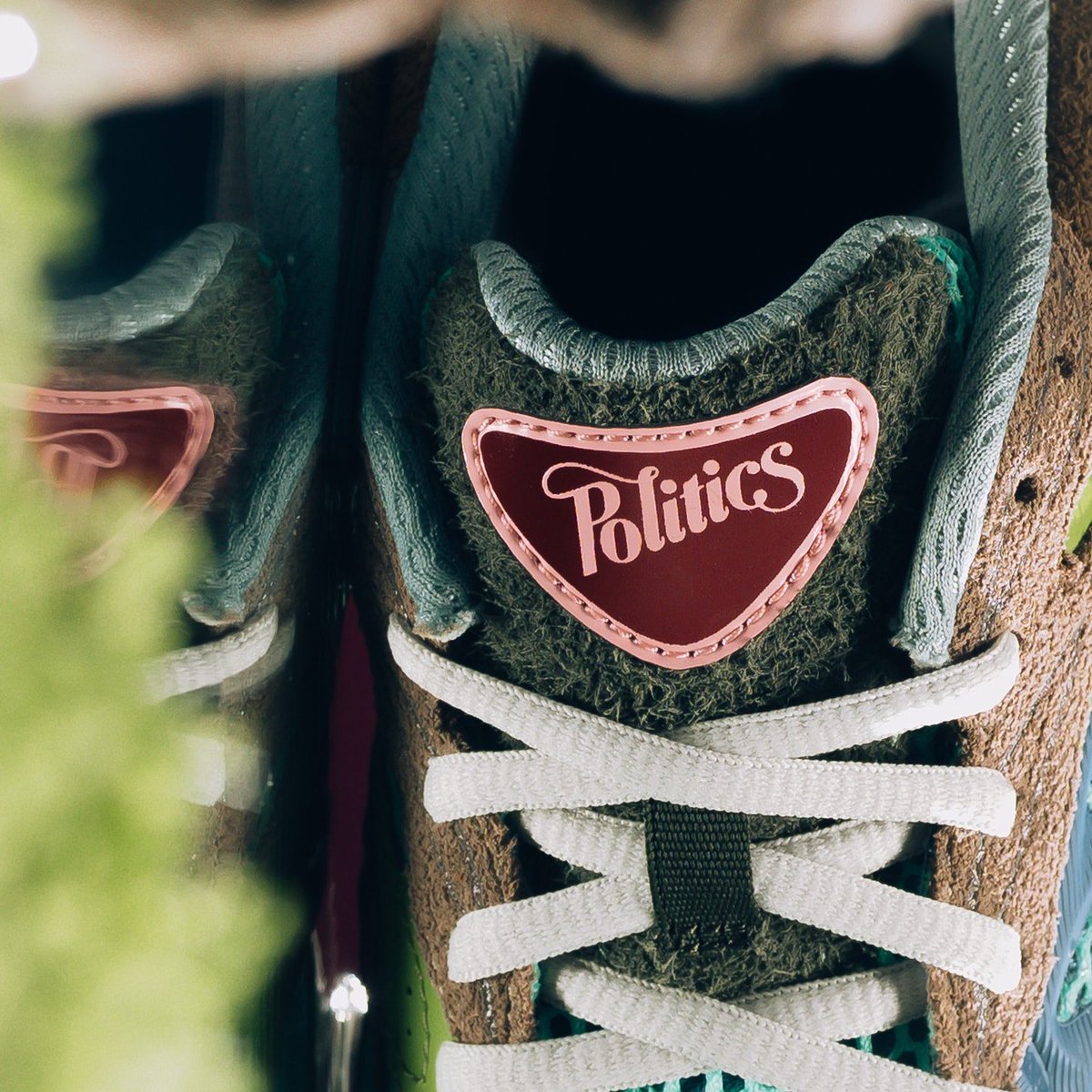 KicksFinder's tweet photo. .@Sneakerpolitics coming in hot with Saucony 😮‍💨 https://t.co/bfWCg7NmqI