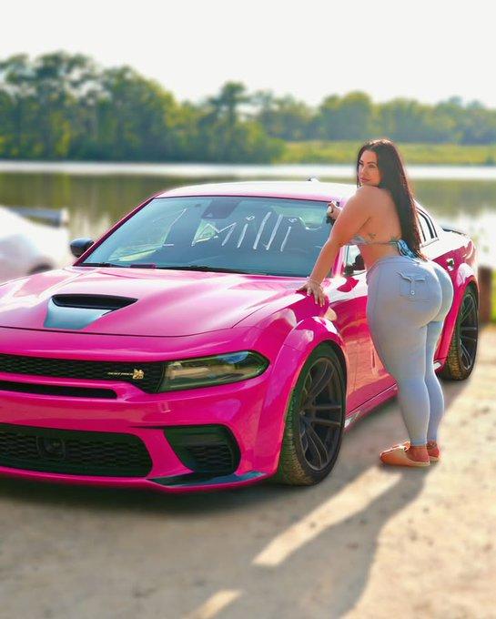 AriaWright88108's tweet image. THANK YOU FOR 1M  #instapic #mopar #ig #plussize #1million