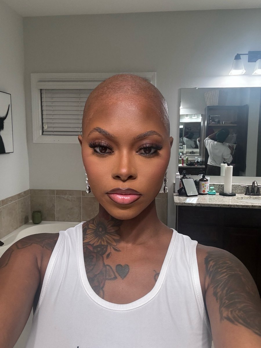 BigBossVette's tweet image. Hey Cousins! Firstly thank you all SOOOOOO much for the love and support! I see every post, video and shoutout and it’s truly bringing tears to my eyes from all of the love! 

Please bear with me… I’m kicking off this healing journey as I get myself back right. I have SO much to…