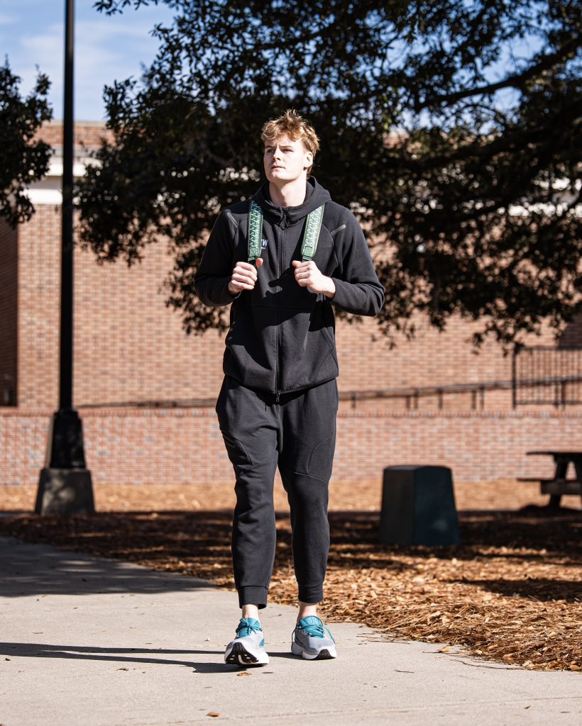 uncwmenshoops's tweet image. Another business trip🧳

#BleedTeal