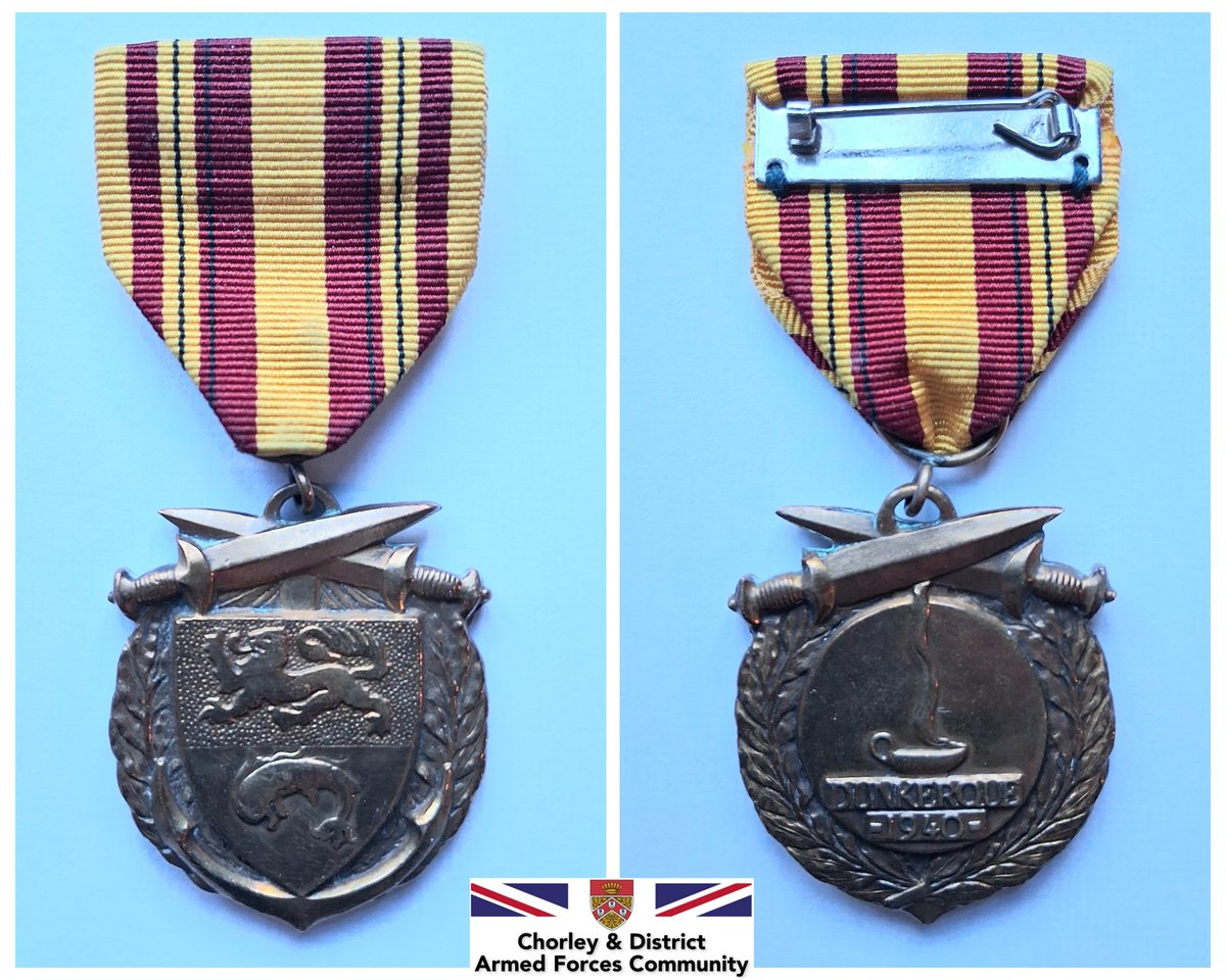 StuartAClewlow's tweet photo. The #Dunkirk Medal (Médaille Dunkerque) - an unofficial French commemorative medal, established in 1960, to honour those who defended and were evacuated from the port during Op Dynamo in Spring 1940. A number from #Chorley &amp; District were eligible.
#localhistory #ww2 #medals https://t.co/oRLPbmNgXg