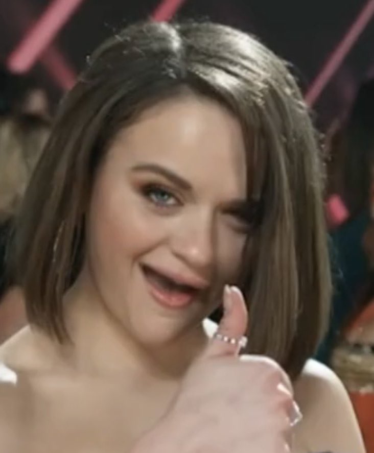 LUCAS SANTOS tweet media