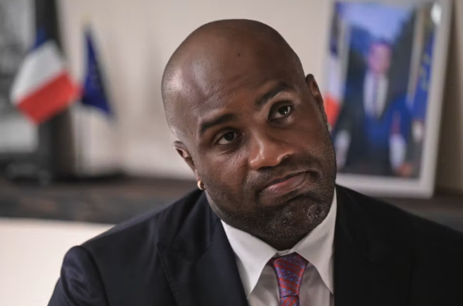 l'Informé tweet media