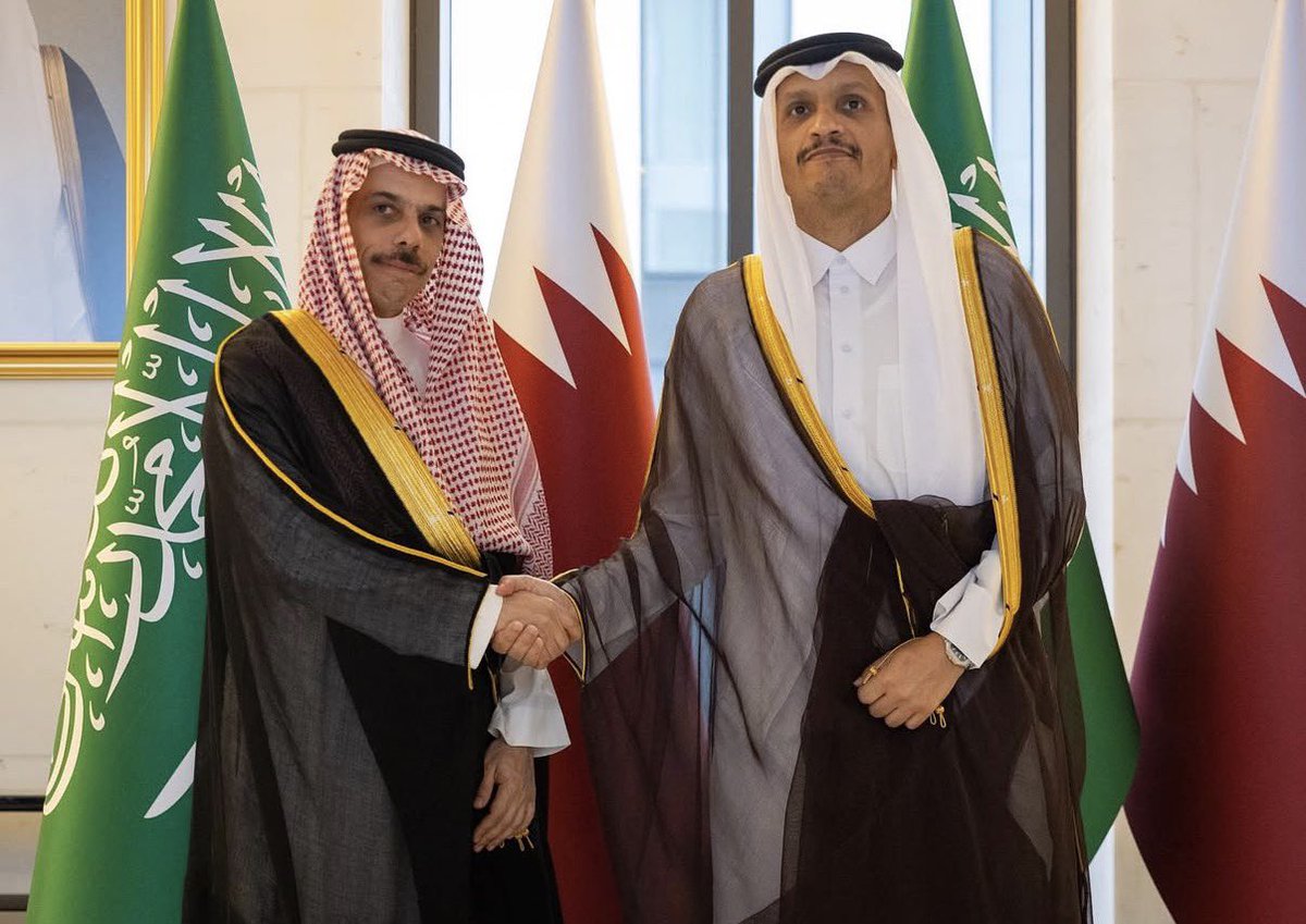 وان ثارت الهيجا فانا السيف الصقيل 
اللي يعدون العرب فعايلـــــــــــه 

🇸🇦🇶🇦