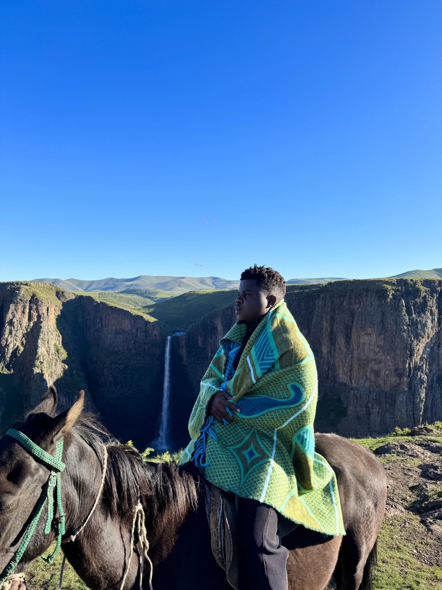 AfricaFactsZone's tweet image. Ghanaian Youtuber, Wode Maya has been to over 40 African countries to promote tourism and culture.