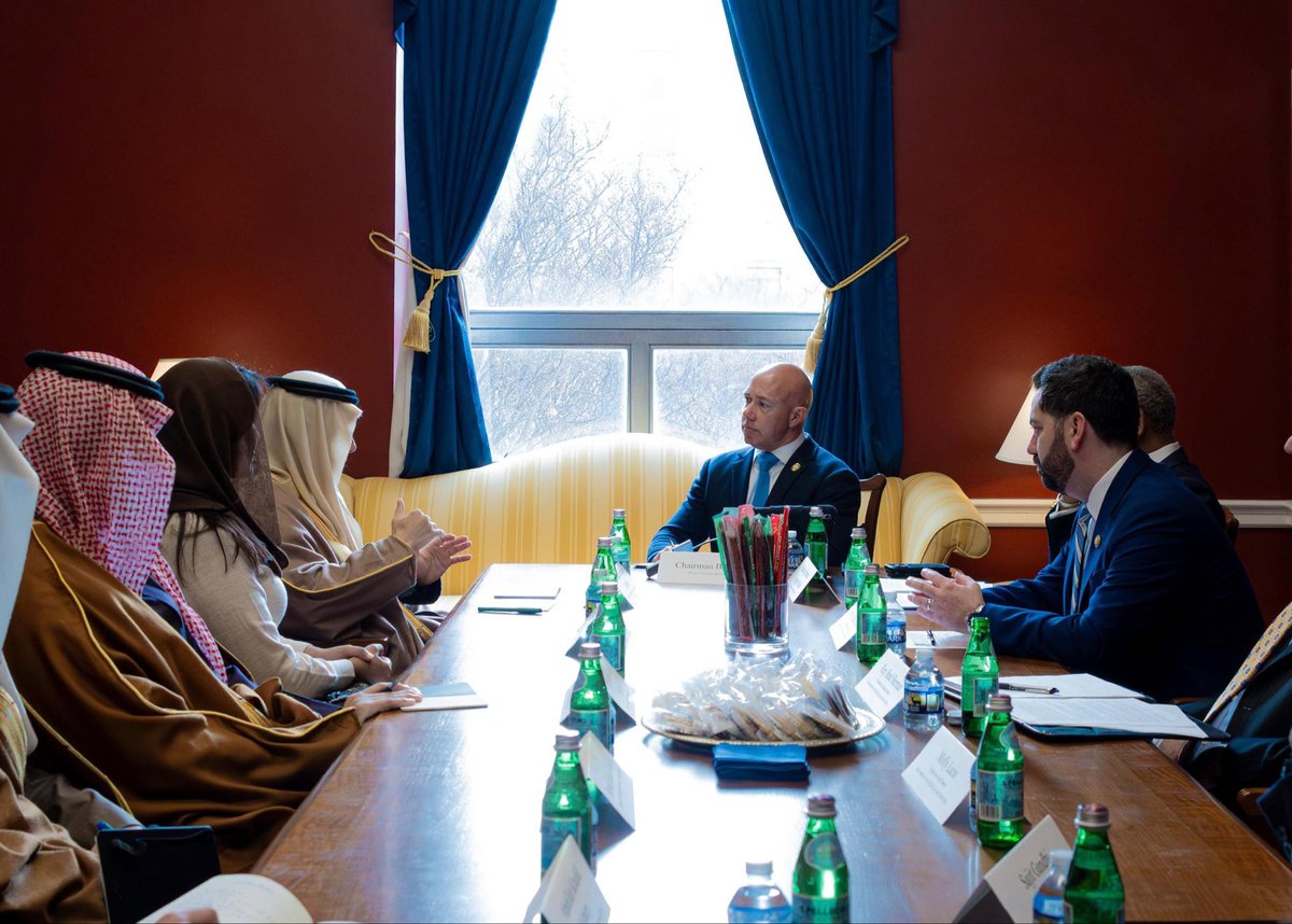 KSAmofaEN's tweet photo. #Washington | Foreign Minister HH Prince @FaisalbinFarhan met with Representative Brian Mast, Chairman of the U.S. House Foreign Affairs Committee, Representative Gregory Meeks, Ranking Member of the Committee, and several other members. https://t.co/ReTI5C8TT1