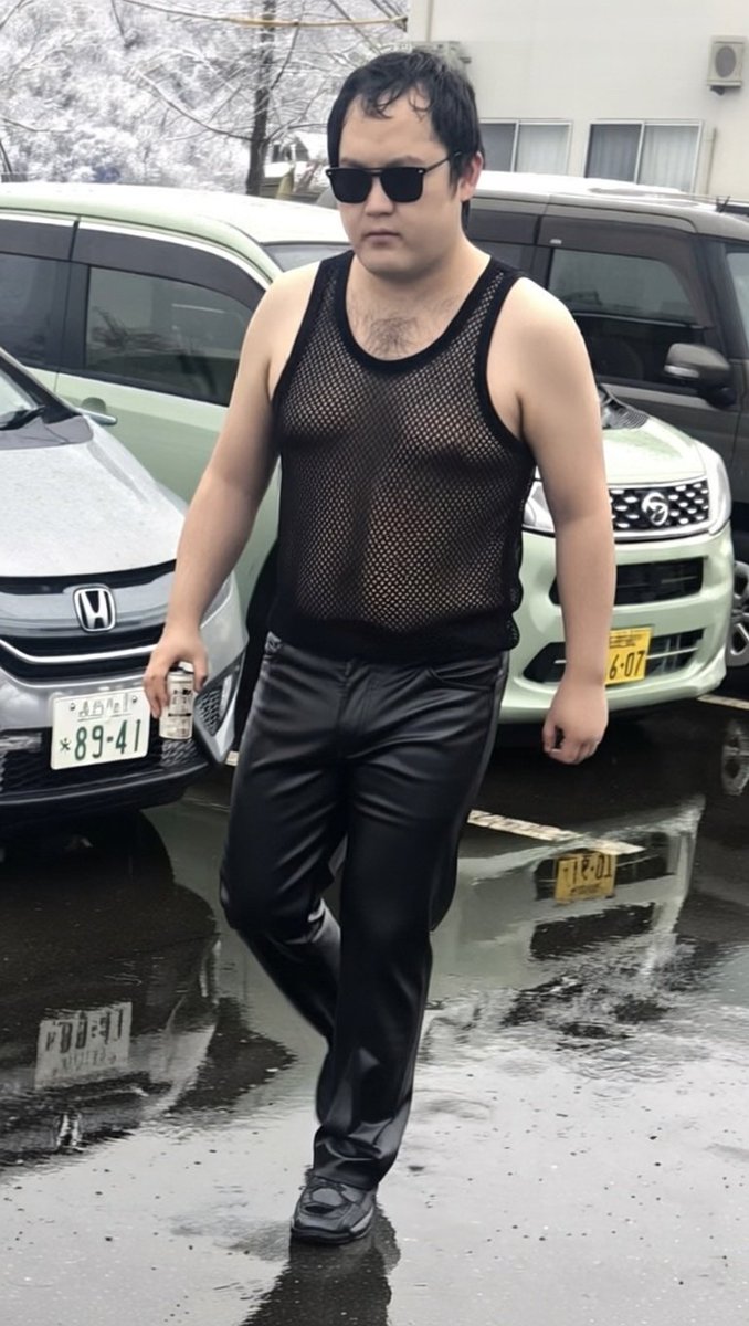 sikounomenu's tweet photo. 🙄サーフ系クリエイターひろふみ https://t.co/6KILbx2ryM