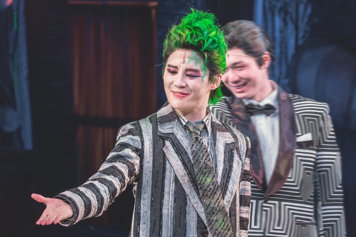 lucylallaice's tweet image. 260106 뮤지컬 비틀쥬스 커튼콜데이
🔗mr-incredible.com/362 

...🖤👻💚
#김준수 #XIA #비틀쥬스