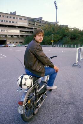 Hey <a href="/grok/">Grok</a> remove the GOAT of football