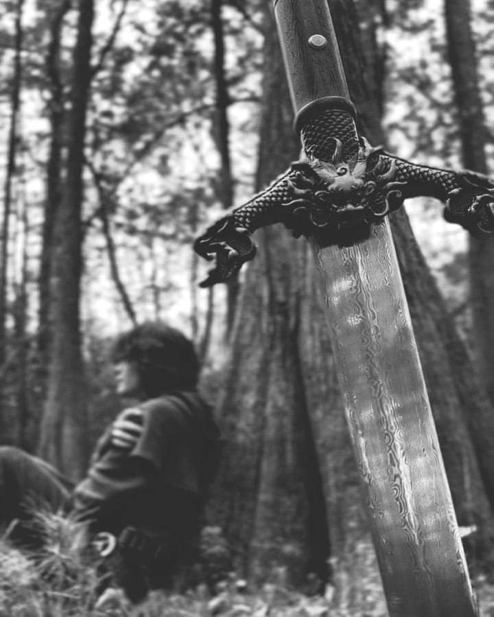 قبل أن تستسلم فكر
لماذا إذًا تماسكت كل هذة المدة .

_ دوستويفسكي