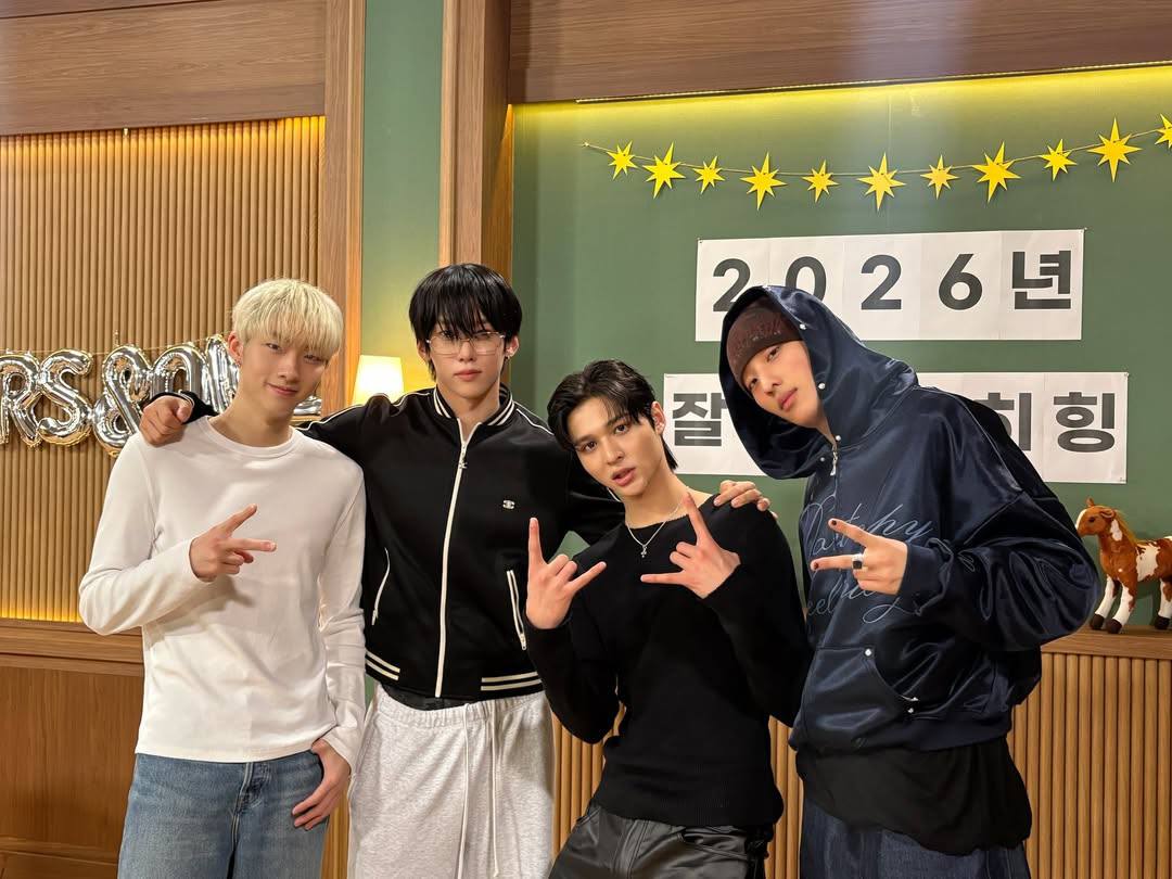 [#AMPERSANDONE]

260107 ✨
تحديث حساب ebsfmkorean عبر الانستجرام 

#앰퍼샌드원 #AMPERSANDONE #LOUDANDPROUD  #그게그거지 #Thats_That #AMPERSandone_EG