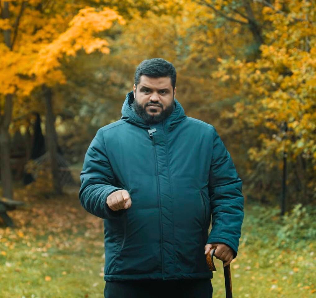 يا طلاب البرامج الالكترونية!
"أنتم من ضمن الدوائر التي نأمل أن تحيّا فتُحيِي وأن تستعيد هيبة الإسلام في نفوسها لتعيد هيبة الإسلام في الأرض وأن تحييّ منهاج النبوة في أنفسها وفي من حولها ليُمكّن منهاج النبوة بعد ذلك"
فالأمل فيكم كبير وفي أمثالكم من أهل الخير والمقبلين على الخير..