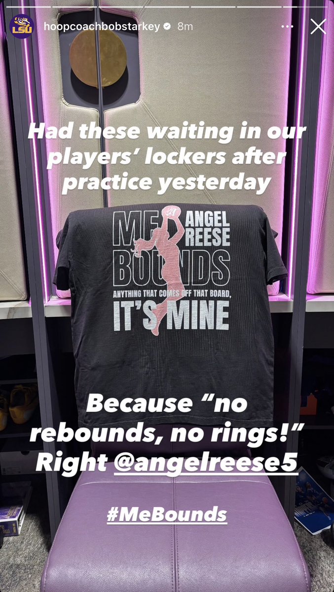 drippinnglo's tweet image. LSU WBB Associate HC left Angel Reese’s “Mebounds” silhouette t-shirt in the players lockers 👏🏽

“no rebounds, no rings!”