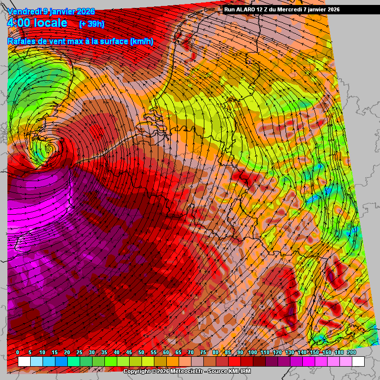 Thom_Wx's tweet photo. 🌬️ Tempête #Goretti – comparaison modèles RHUM / AROME
🔴 Littoral : rafales pouvant atteindre 140 à 150 km/h
🟠 Dans les terres : rafales souvent >100 km/h
👉 Épisode venteux majeur, à surveiller de près.
#météo #ventviolent #tempête https://t.co/Kz7f9GAKZL