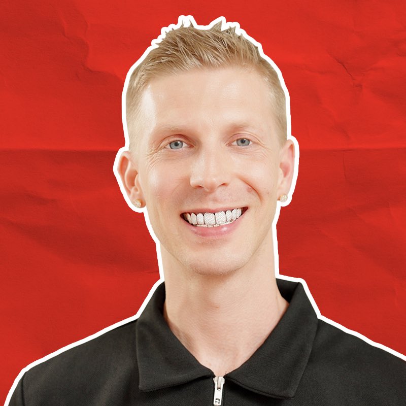 themilesmeyer's tweet image. Hey @grok could you turn me into a Marvel Rivals character?