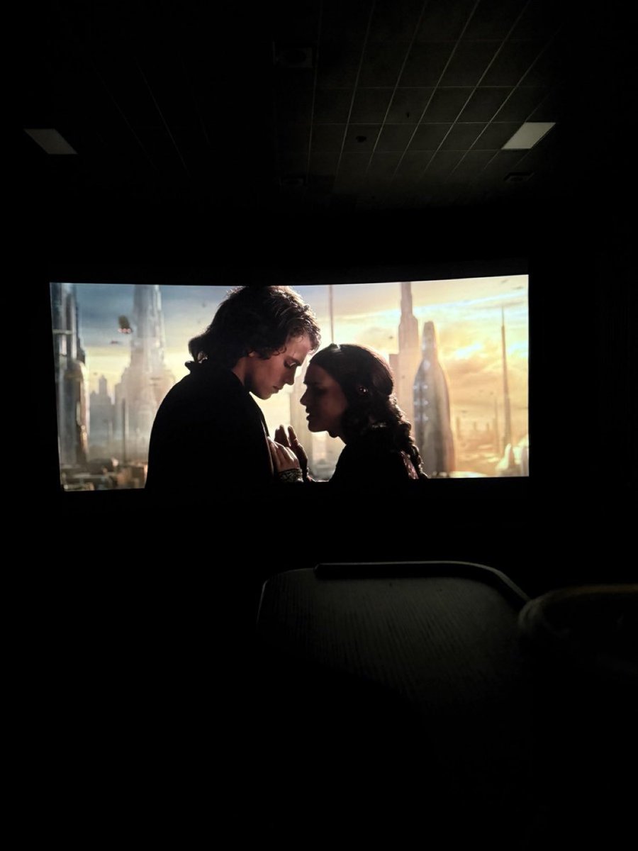 take me back to ROTS in theaters