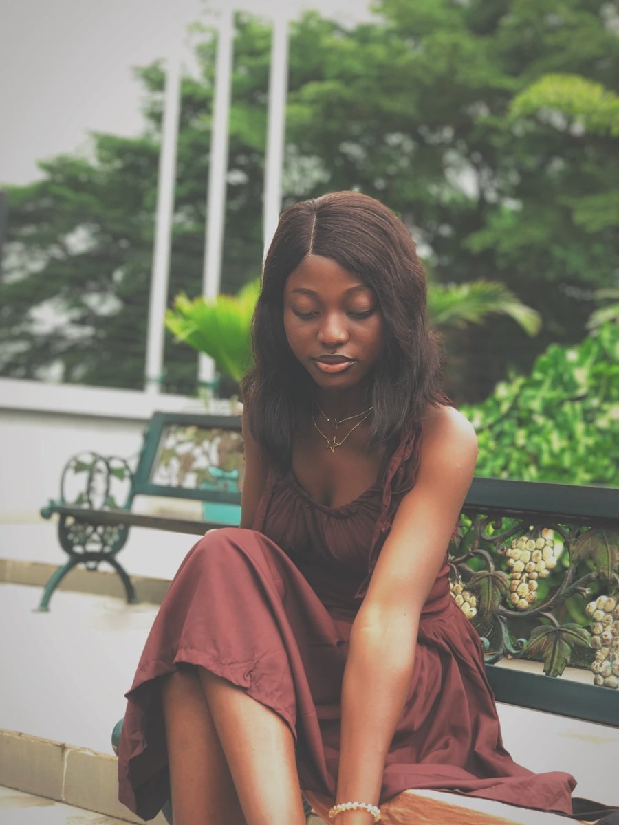 Sharondoesdev's tweet image. Maybe, just maybe I'm getting low views because I haven't made an introduction post
Well, my name is Sharon and I'm an aspiring full-stack web developer. I recently mastered html and css. JS too, though I'm not perfect yet
I just wish to connect and network with fellow developers