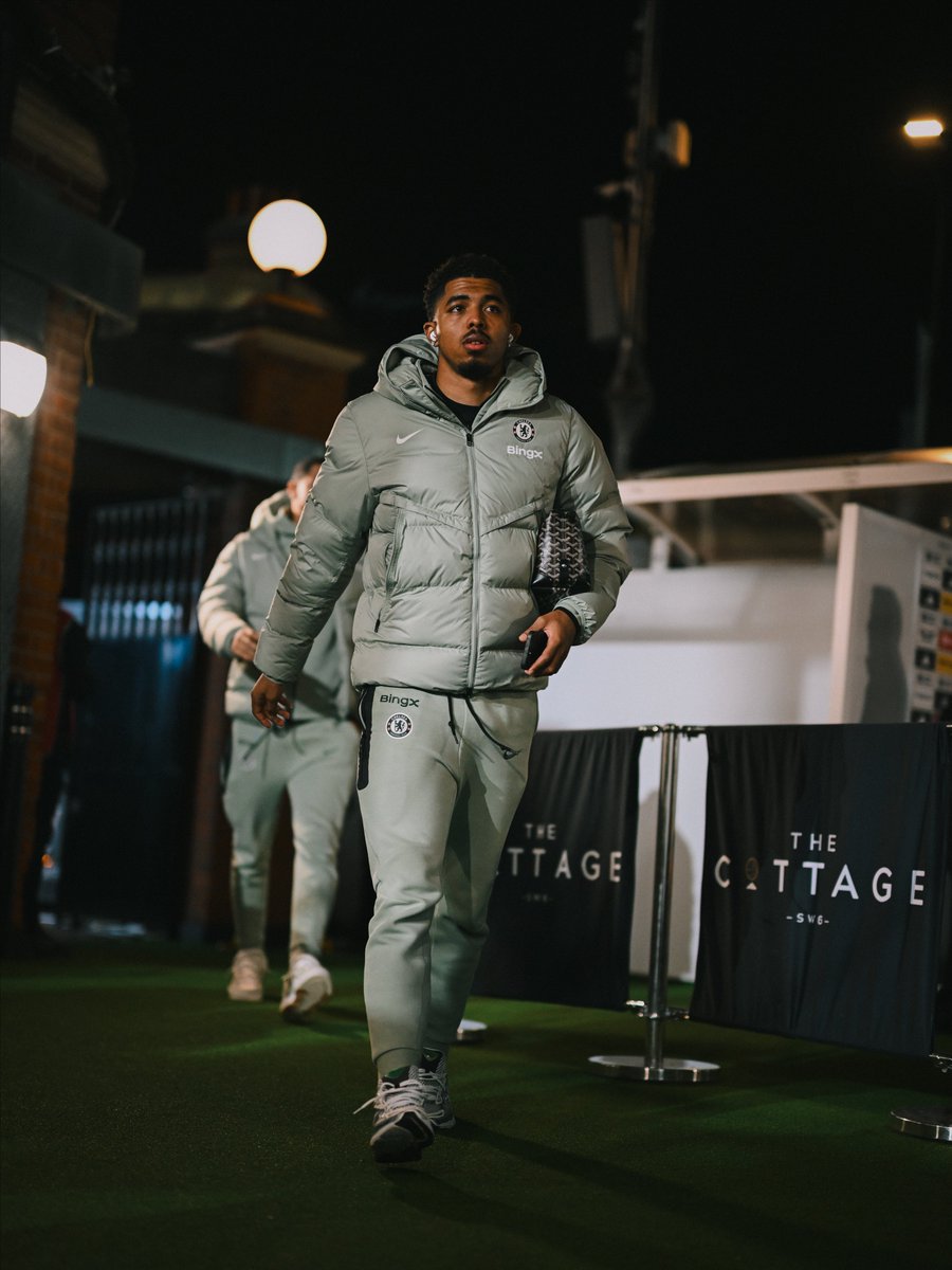 ChelseaFC's tweet image. Here they come. 👊

#CFC | #FULCHE