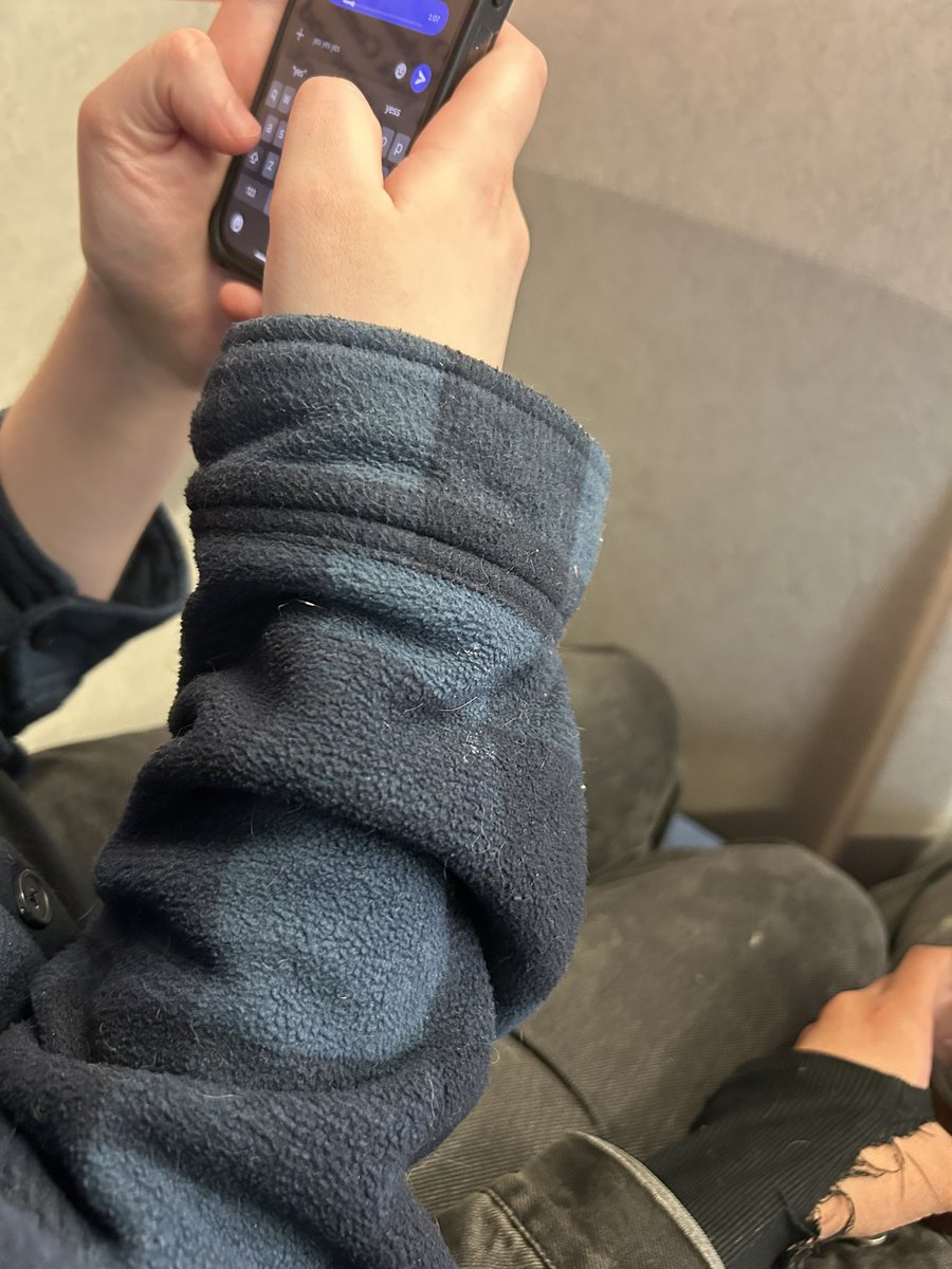 macie (.づ◡﹏◡)づ. tweet media