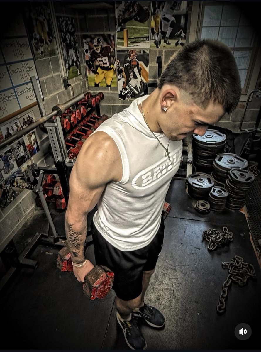 Brooks Martin ✞ tweet media