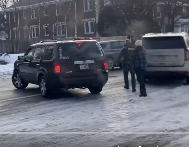 JRobFromMN's tweet photo. @maxnesterak Looks like the officer who shot her was the one who went to the car on the right...and then the lady fleeing was driving right at him as she was being ordered to get out of the car

Best video angle of the event I've seen.... https://t.co/bNcw60ZPCS