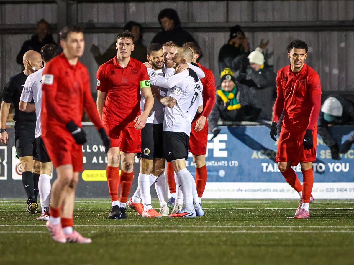 Lydia & Nick tweet media