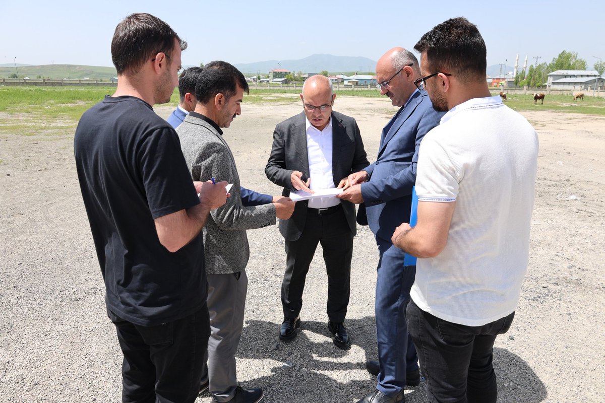 Görev süresi boyunca birlikte çalışmaktan onur duyduğum, ilimize kazandırdığı hizmetler ve öncülüğünde yürütülen çalışmalar dolayısıyla Valimiz Sayın Mustafa Koç’a teşekkür eder, kendilerine şükranlarımı sunarım.

Yeni görev yerinin hayırlı olmasını diliyorum.