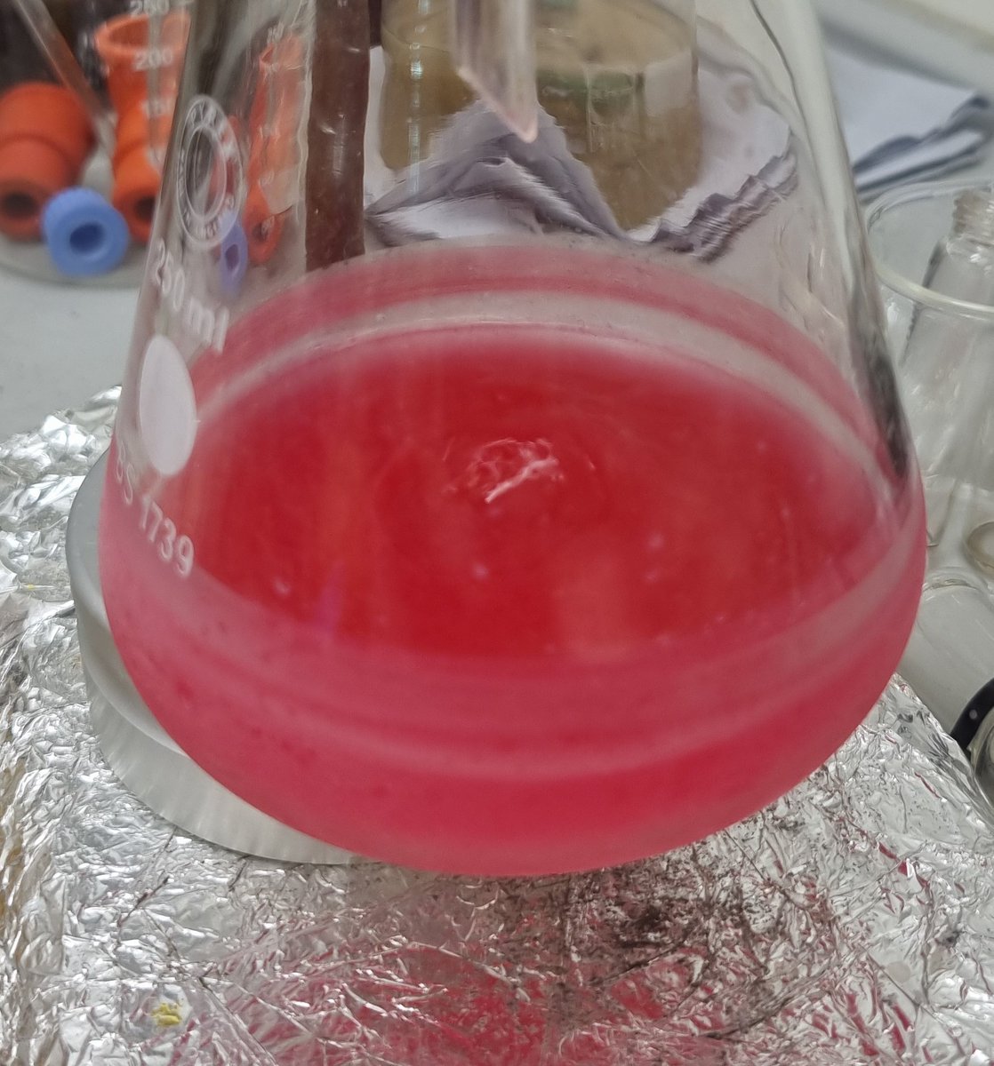 bepenbopenmann's tweet photo. nothing today worked but i did make pink https://t.co/3XkpJkjN3a