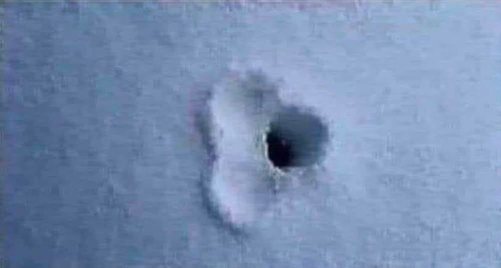 Er ligt momenteel 20 cm sneeuw! Net gemeten voor jullie! Geen dank!!