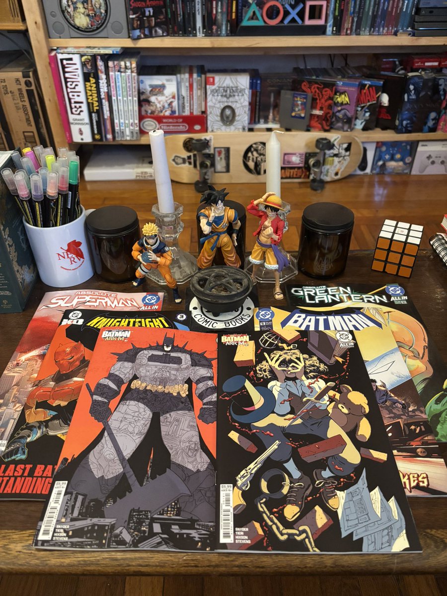 Valade's tweet image. I do my best not to double dip on a book because of a variant, and tend to always grab the A cover.

I couldn’t for the life of me decide between Riley or Javier’s covers, so here we are 🤷🏻‍♂️

Worth it.

Another week, another banger NCBD!