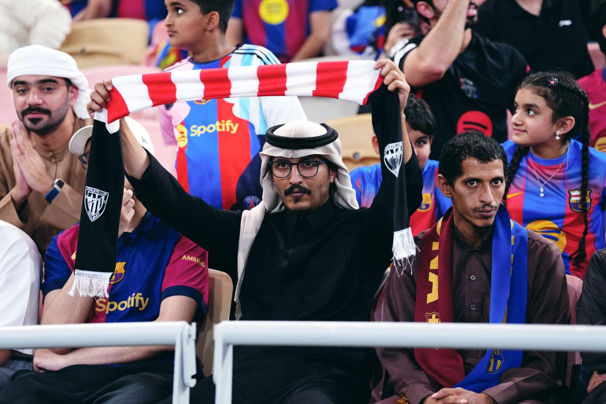 rfef's tweet image. AMBIENTE de PARTIDAZO.

#superSupercopa