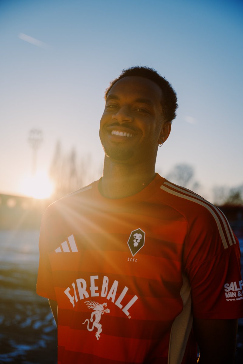 SalfordCityFC's tweet image. Our new man 🤩