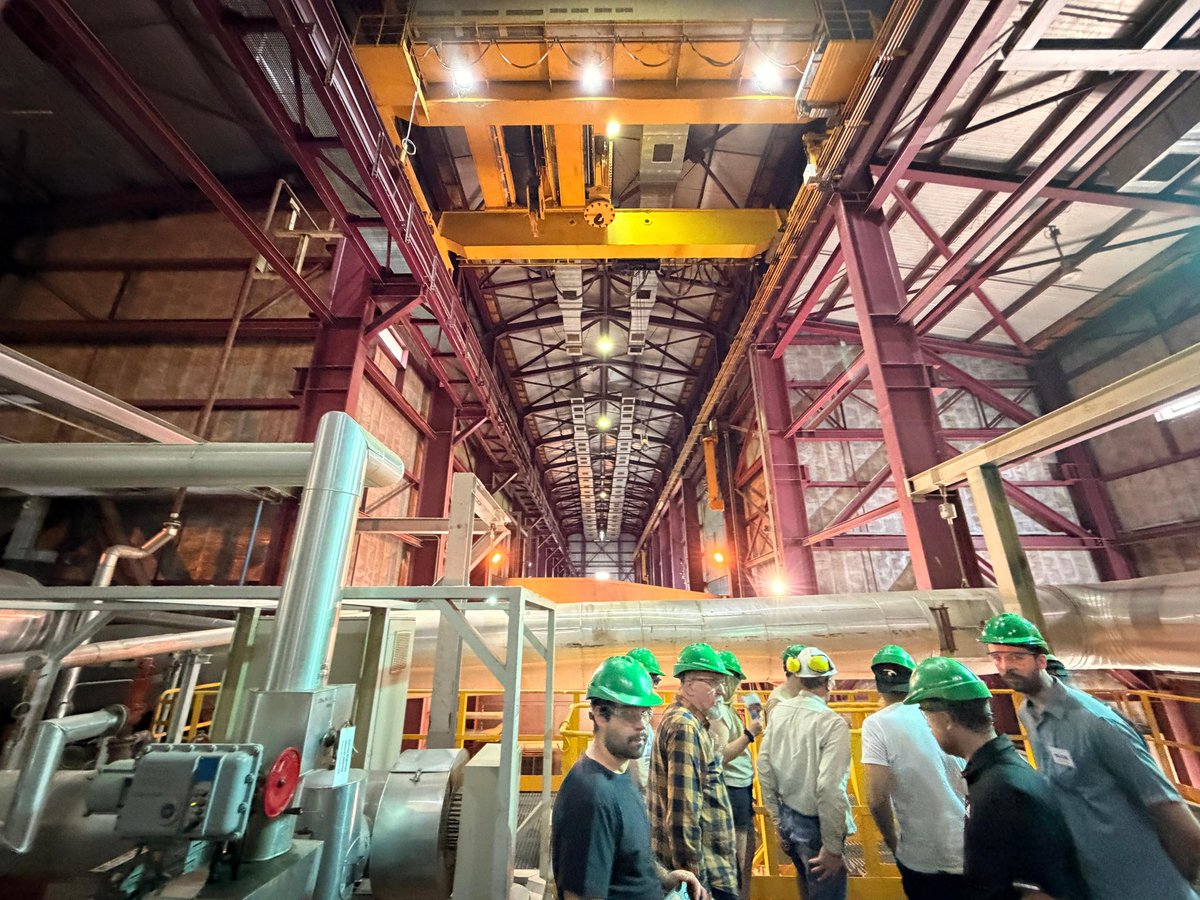 OCIPEx_arg's tweet image. ⚡️Un grupo de la Diplomatura en Energía y Soberanía (UTN–OCIPEX–UMET) visitó la Central Térmica Manuel Belgrano en la ciudad de Campana.

🇦🇷¡Este nuevo año, sumate a la Diplomatura en Energía y Soberanía!

👉Para más información e inscripciones: energiaysoberania@gmail.com