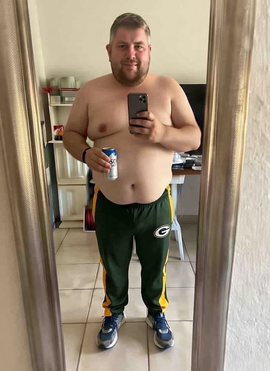 StevenPerrywink's tweet photo. I hope the packers win this Saturday #GoPackGo #StevenPerrywinkle https://t.co/IazaF2bO5d