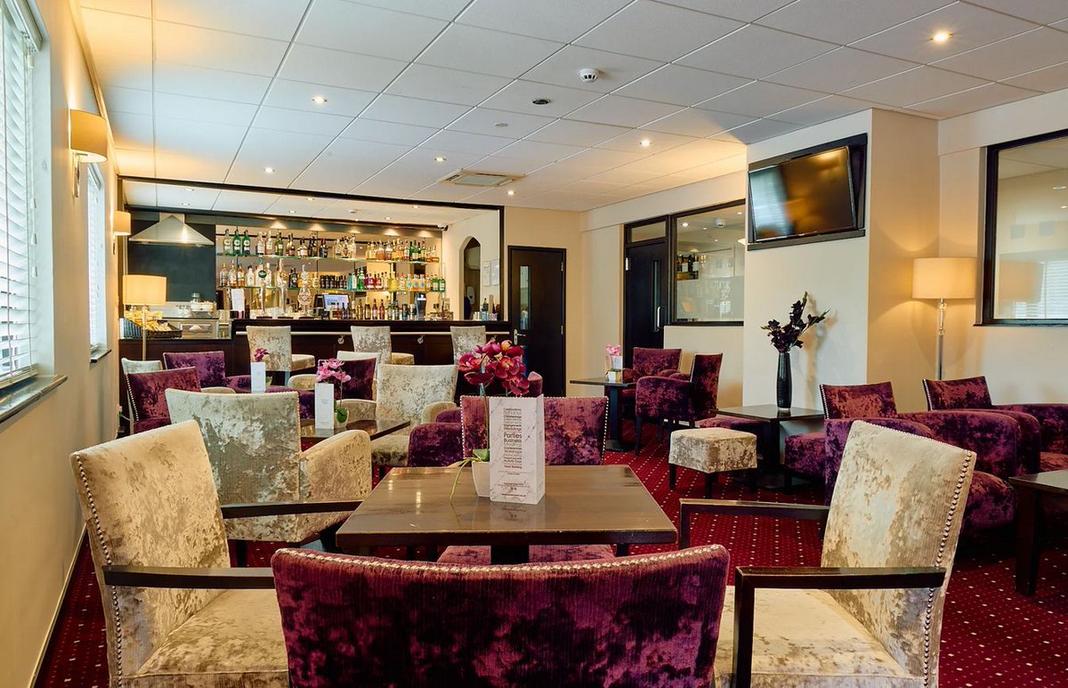 aroundaboutbrit's tweet image. OFFER @ the Briar Court Hotel in West Yorkshire.

Sunday Stay &amp;amp; Dine offer is now available for just £120.

aroundaboutbritain.co.uk/WestYorkshire/…

#BriarCourtHotel #Huddersfield #SundayStay #StayAndDine #Yorkshire #Getaway #Offer #ShortBreak #PetFriendly #FamilyFriendly #StayOver #Hotel