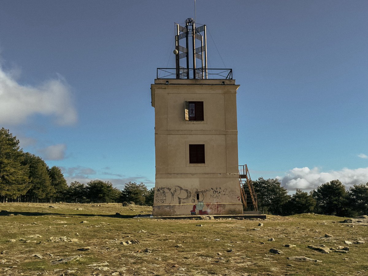 El pasado lunes, 29 de diciembre, los miembros de Tritón despidieron el año de la mejor manera posible.

En esta ocasión , nuestra ruta nos llevó al Telégrafo de Moralzarzal o Cabeza Mediana de 1330 metros de altura.

Disfrutamos de un día espectacular en comunidad.