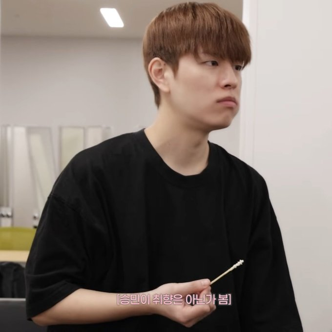 mangohyune's tweet image. damn they confused af