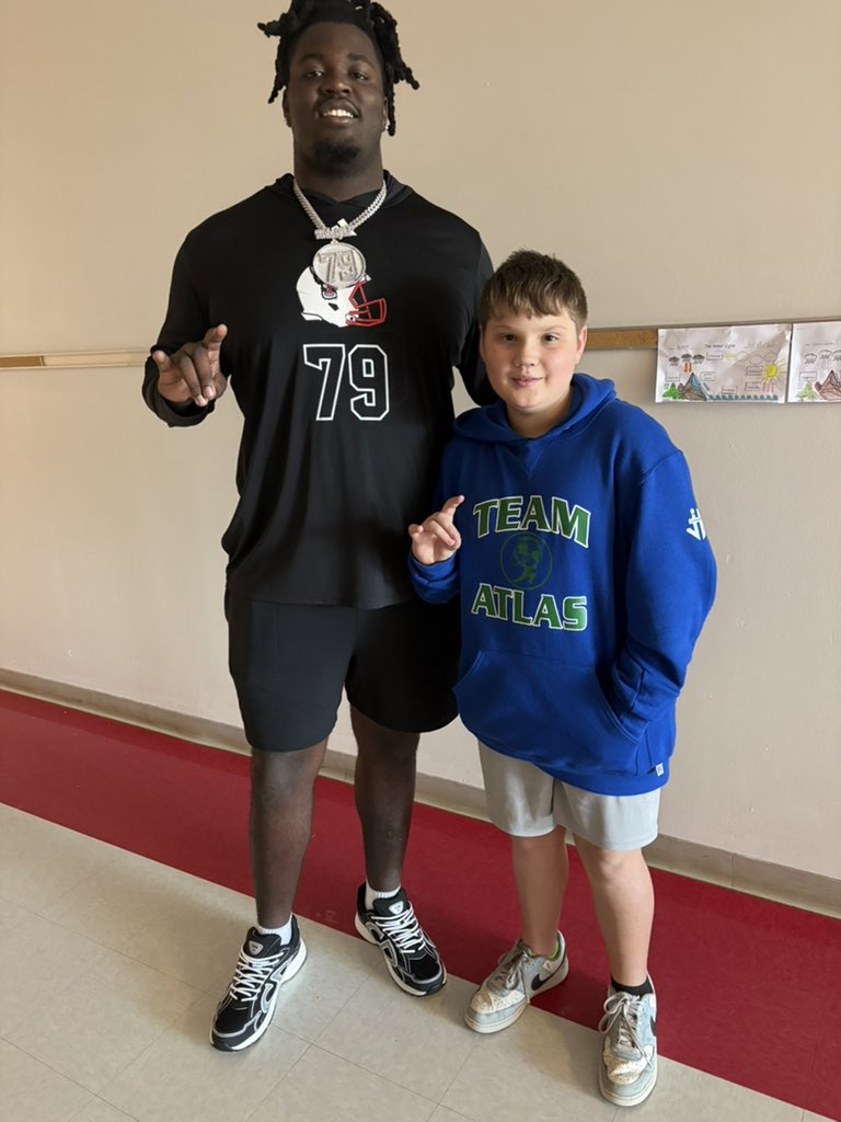 Delaina Jones tweet media