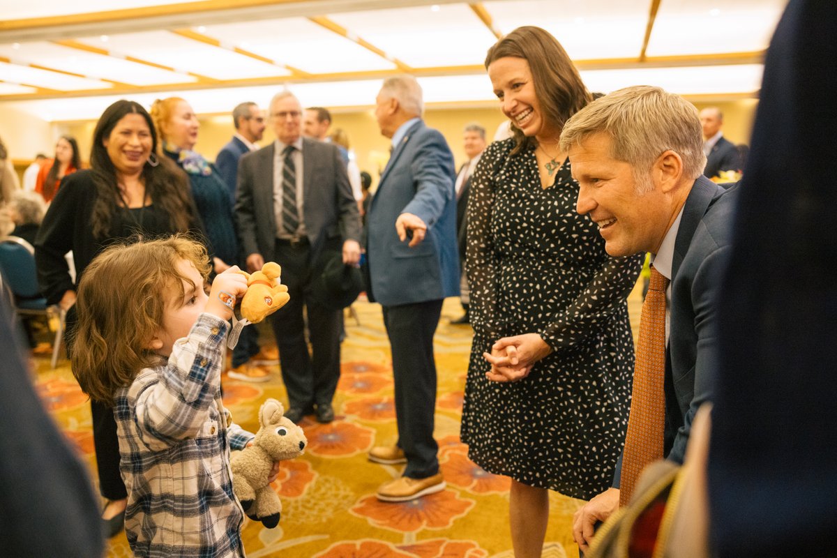 Mayor Tim Keller tweet media