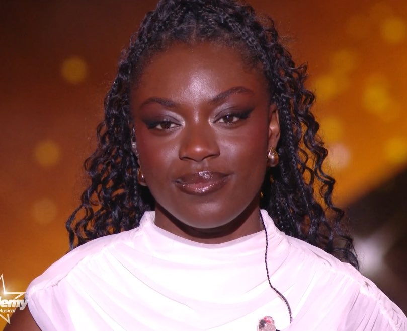 Vitaliiieee's tweet image. 🚨La vraie lutte vas commencer la semaine prochaine. Gardons notre énergie pour l’emmener en demi et en finale. Sarah ne pourra compter que sur nous. Qu’on se concentre que sur elle et qu’à sa propagande. Pas de distraction svp🙏🏾🚨
#StarAcademy #staracademylelive