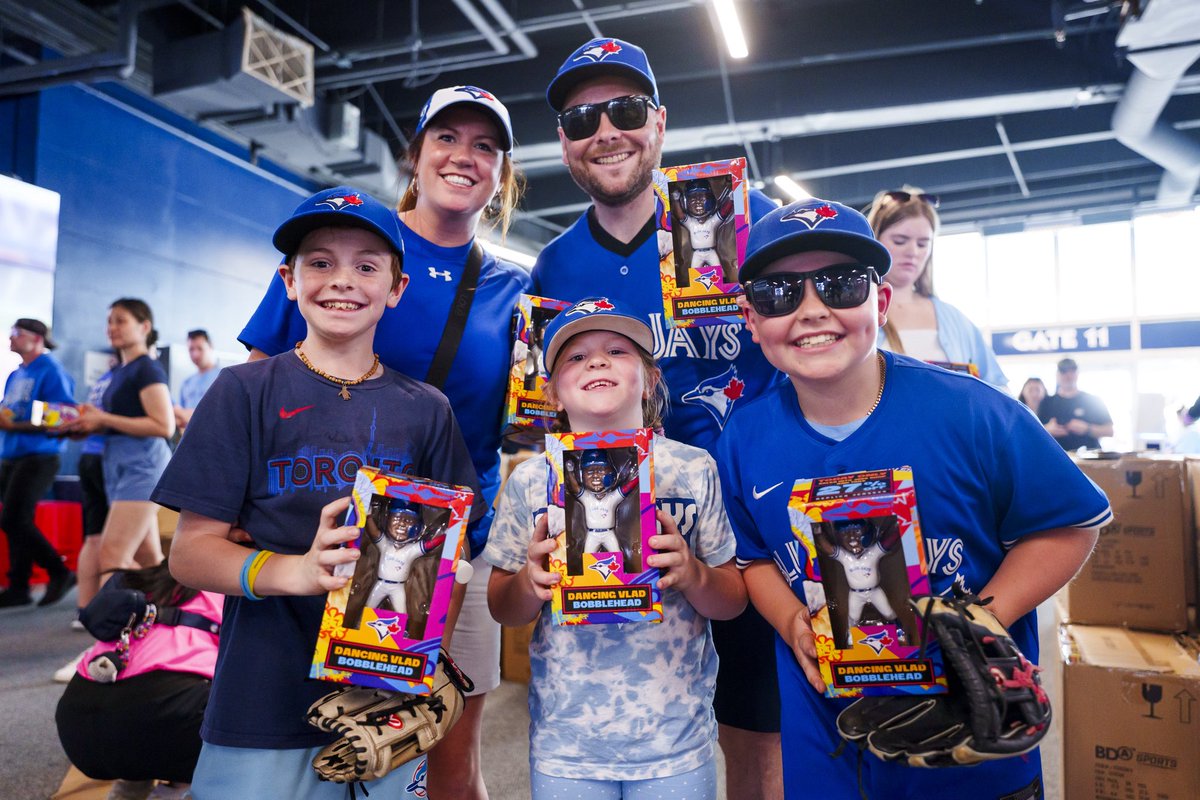 Toronto Blue Jays tweet media