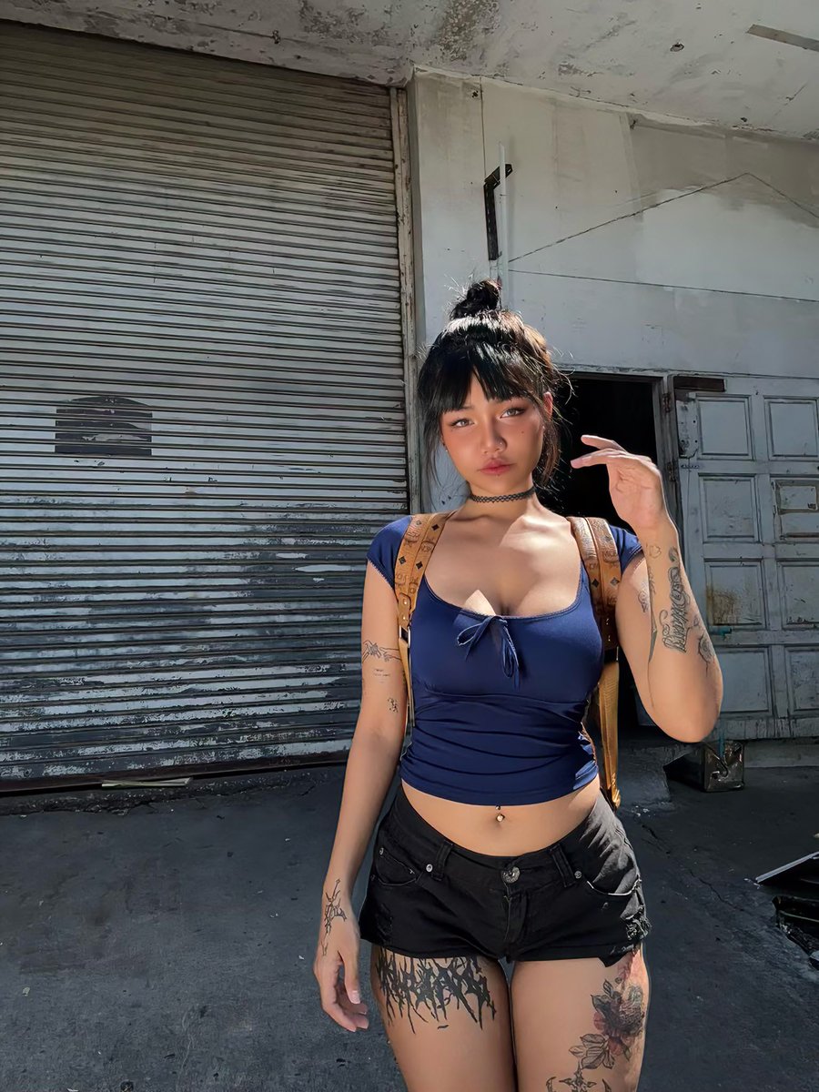 tripptung2002's tweet photo. 🍯 https://t.co/Fpsy4mTQTU